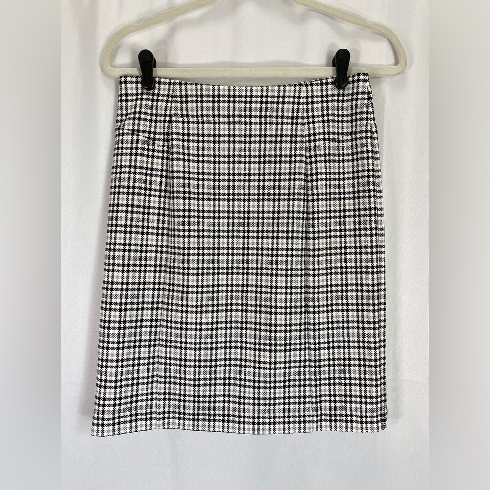 Michael Kors Black and White Houndstooth Pencil Skirt